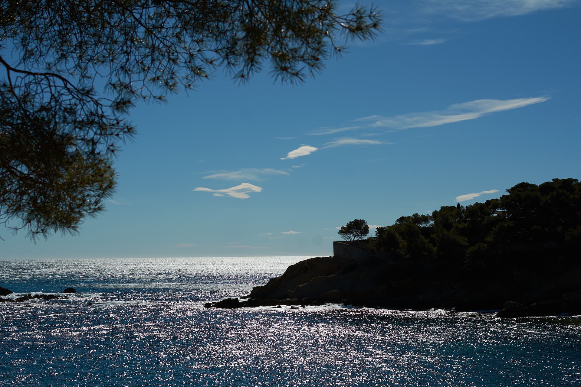 Navigation dans le Parc national des Calanques — Reflet Maritime